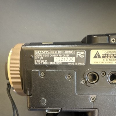 Sony Handycam DCR-HC1000 3CCD 150x Digital Zoom Super SteadyShot