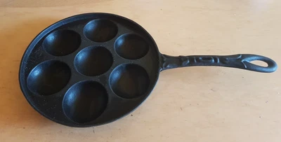 Gusseisenpfanne Krapfenpfanne Augenpfanne Pförtchenpfanne Poffertjespfanne - Bild 1 von 2