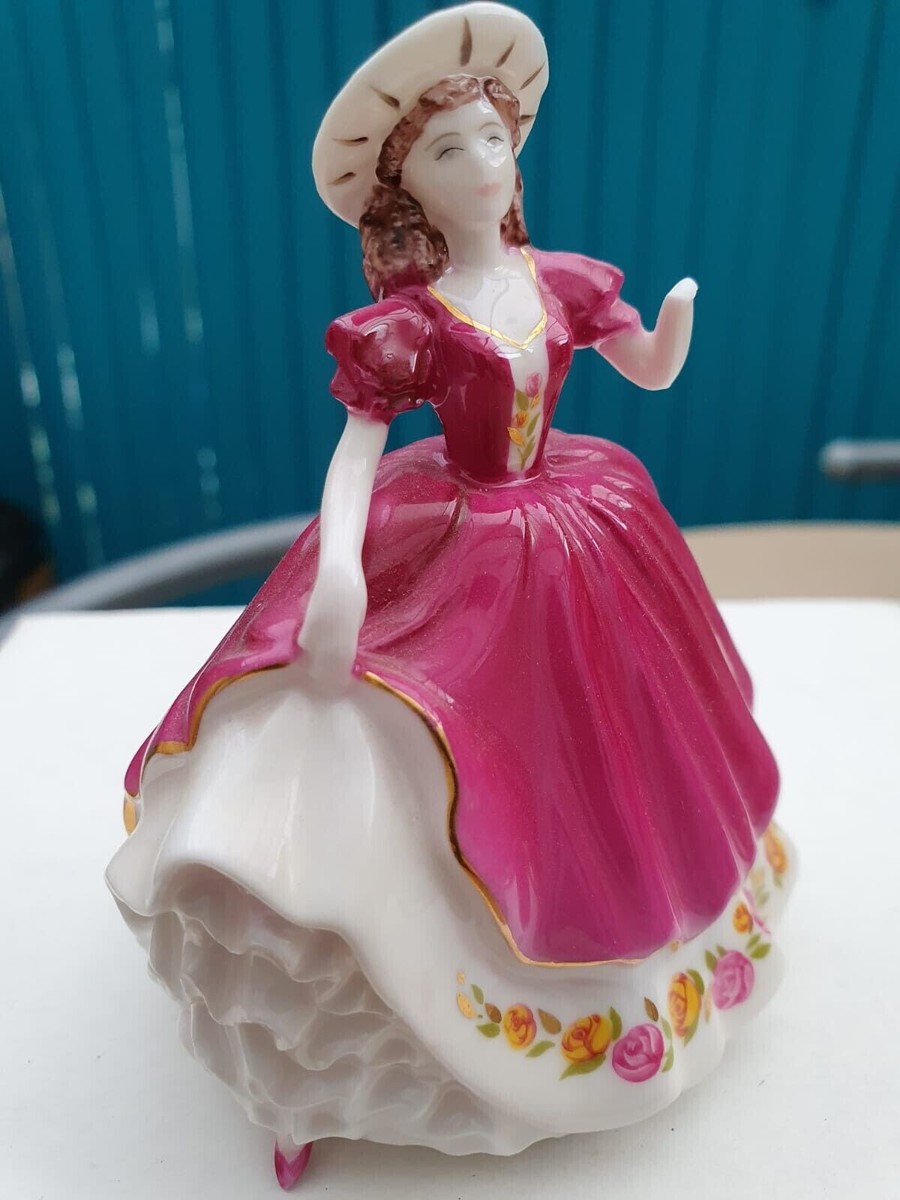 Vintage COALPORT 'FAIREST FLOWERS' Collectors 4 Minatures in