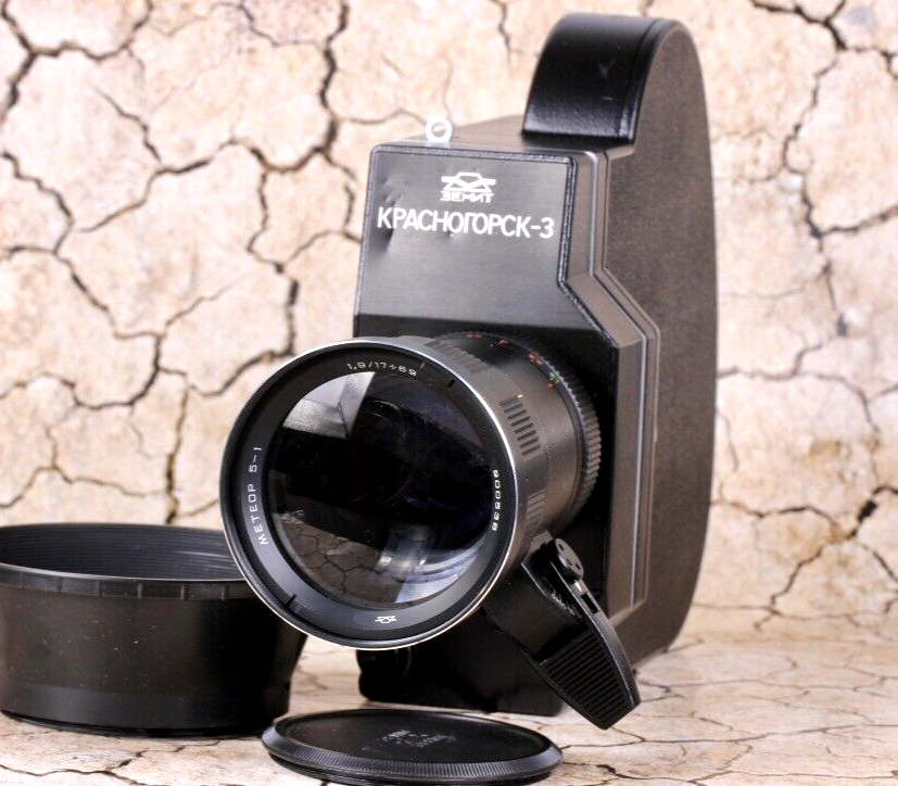 KRASNOGORSK-3 Soviet Cinema camera Vintage Medium format KRASNOGORSK-3 Soviet Cinema camera Vintage Medium format
