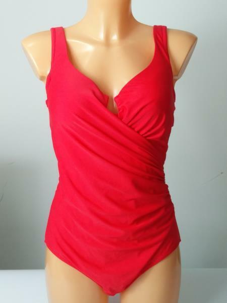New With Tags - Selling rankings Bonmarche Red Moulded Cup trend rank Si Swimsuit Ruched