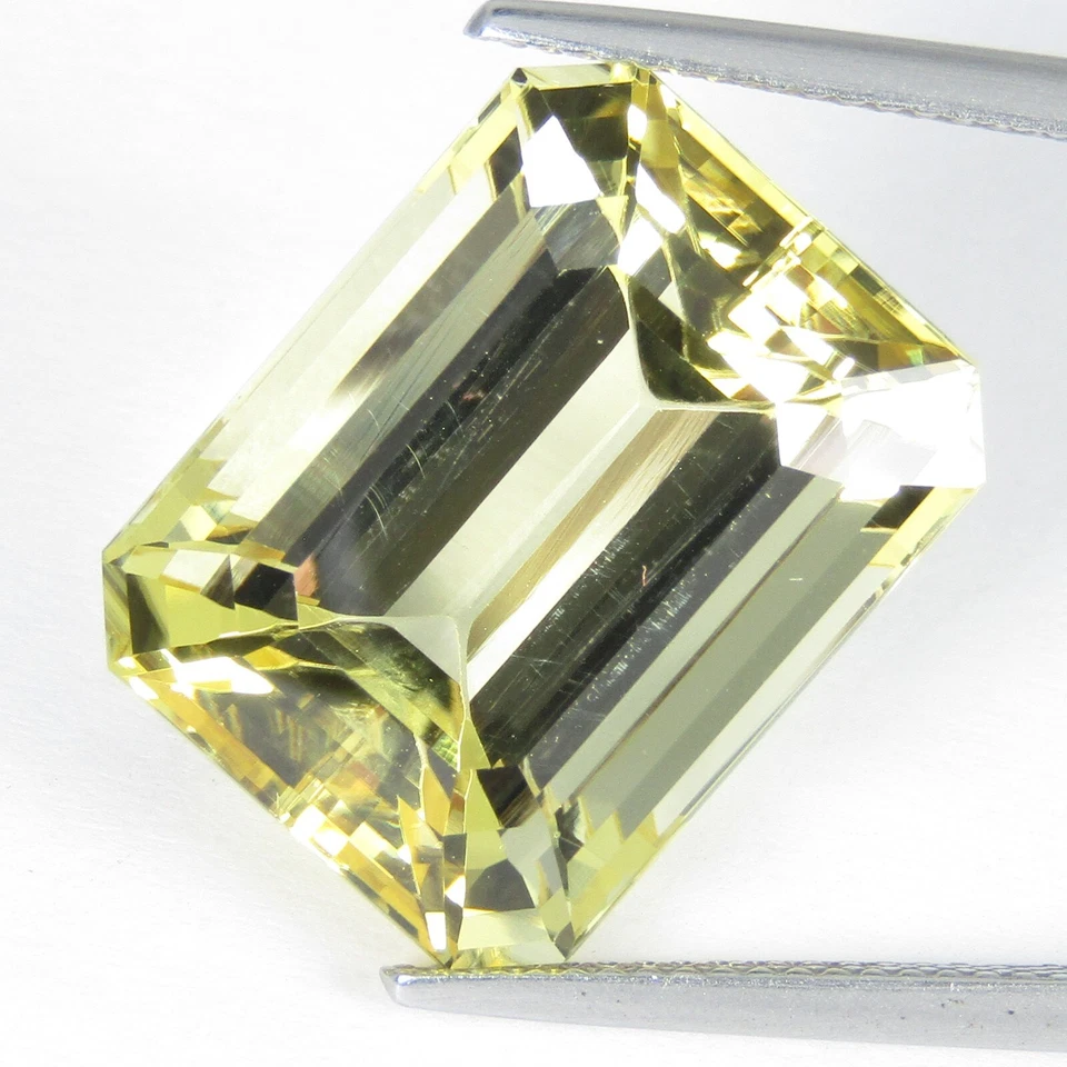 21.20Cts Excellent Natural Yellow Color Unheated Scapolite Emerald Cut Gem VDO - Image 3 of 4