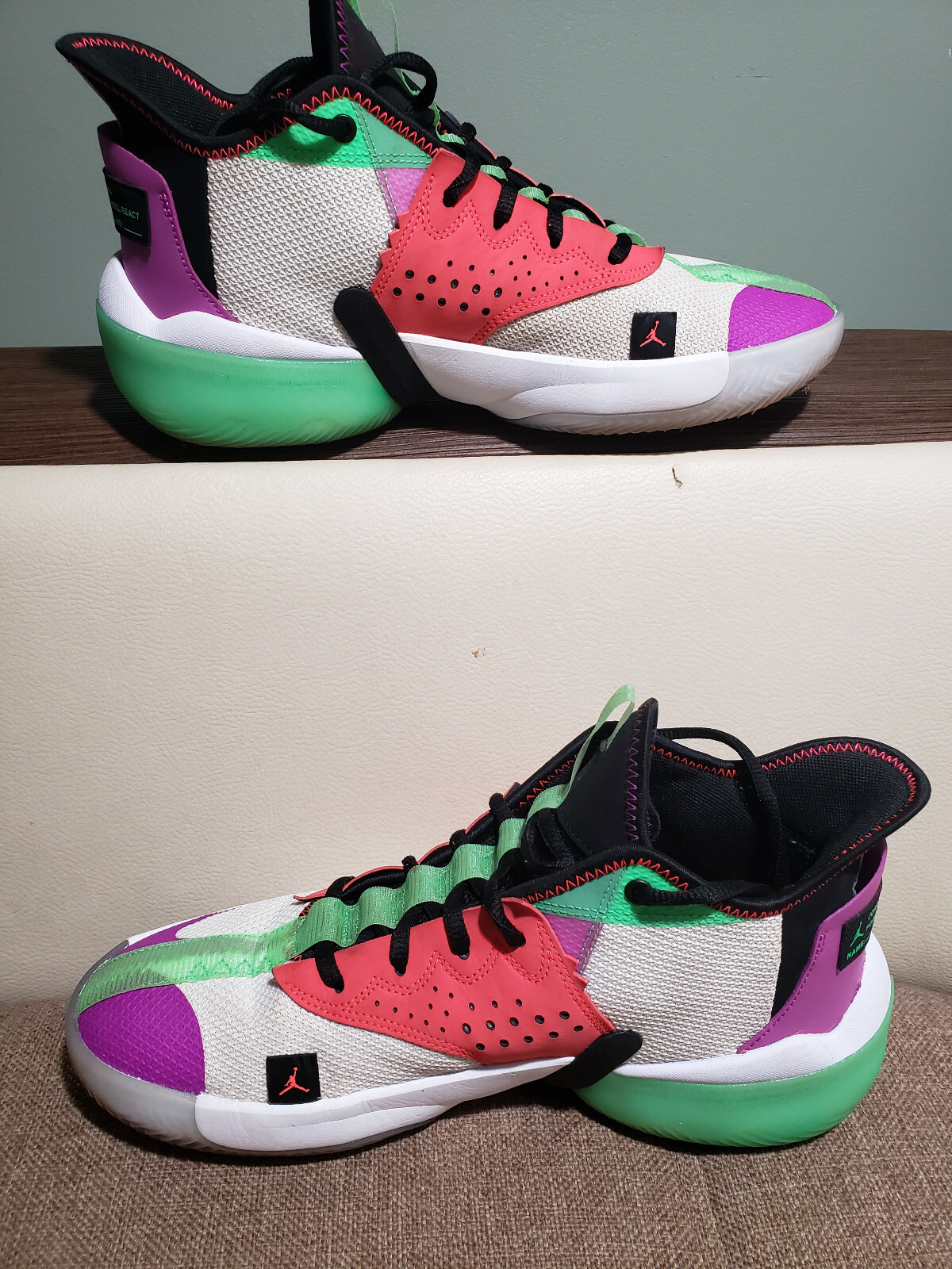 NIKE Jordan React Elevation White Hyper Violet - image 10