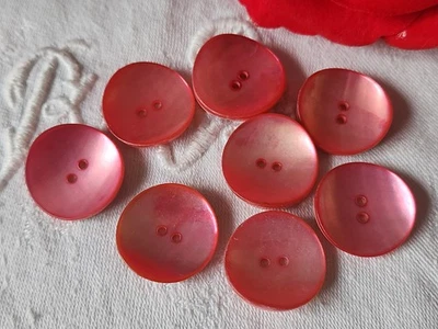 Lot 8 boutons vintage en nacre rose flashy 2,2 cm trous ref 323 - Photo 1/4