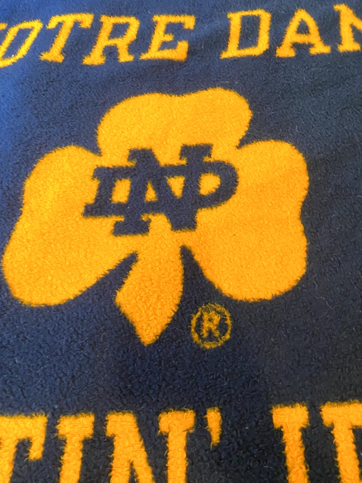 🏈 Vintage Notre Dame “Fighting Irish” Double-Sided Stadium Blanket – Blue/Gold - Image 4 of 4