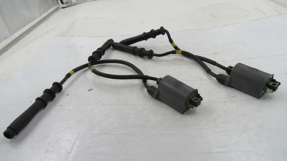 Juego de bobinas de encendido Kawasaki ZX600D ZX6 1990 Ninja OEM Foto 2 de 4