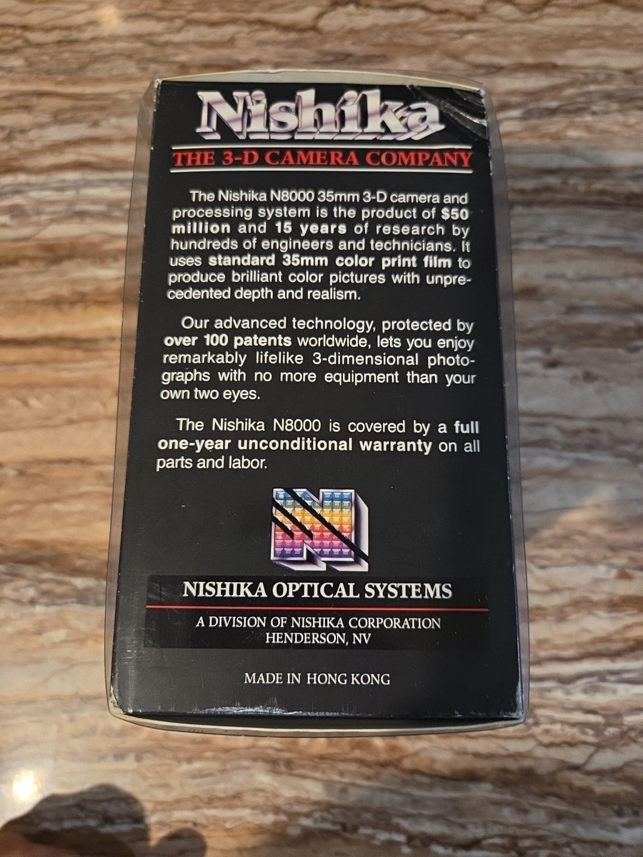 Nishika N8000 35mm Quadrascopic Stereo 3D Lenticular Camera for