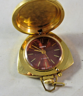 RUSSISCHE UHR ZARIA MECHANISCH HANDAUFZUG DURCHMESSER 30 MM