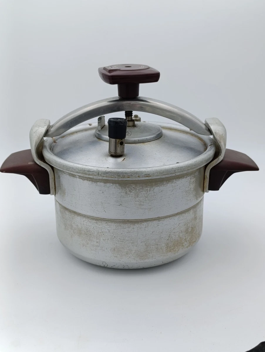 Seb Cocotte-minute 7,5 L + livre 100 recettes, Induction