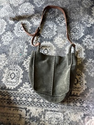 The Sak Olive Suede Shoulder Bag Brown Leather Strap Adjustable Inner Pockets