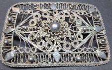 Alte große filigrane Brosche Silber (geprüft) mit kleinen Kügelchen (S198ab)