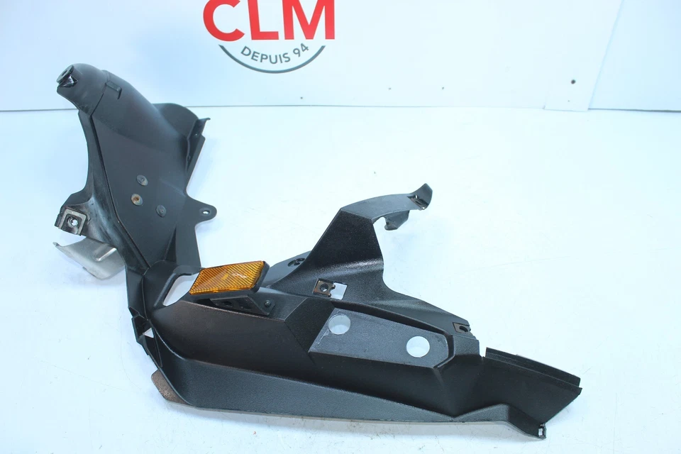 Yamaha RS VENTURE GT 2010 OEM LADO IZQUIERDO PARTE INFERIOR DEL VIENTRE 8GM-2196A-01 Foto 2 de 4