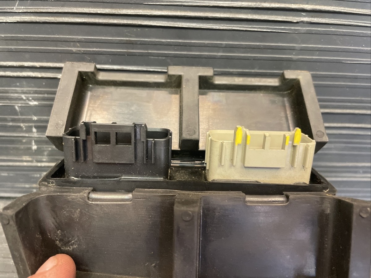2011 Kawasaki Ninja ZX10R ECU, CDI, ignitor box, computer #919234