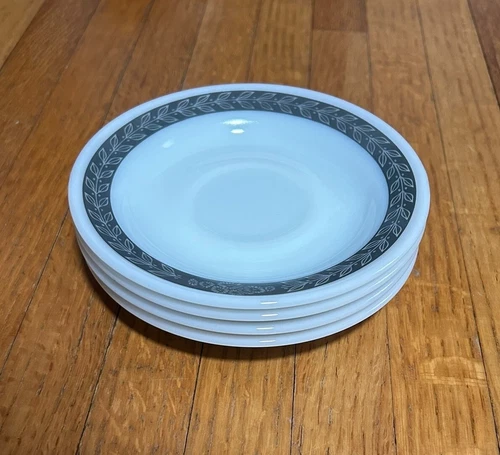 Vintage Pyrex Tableware By Corning Gray Laurel Leaf Saucers 5 1/2” #713 Set Of 4