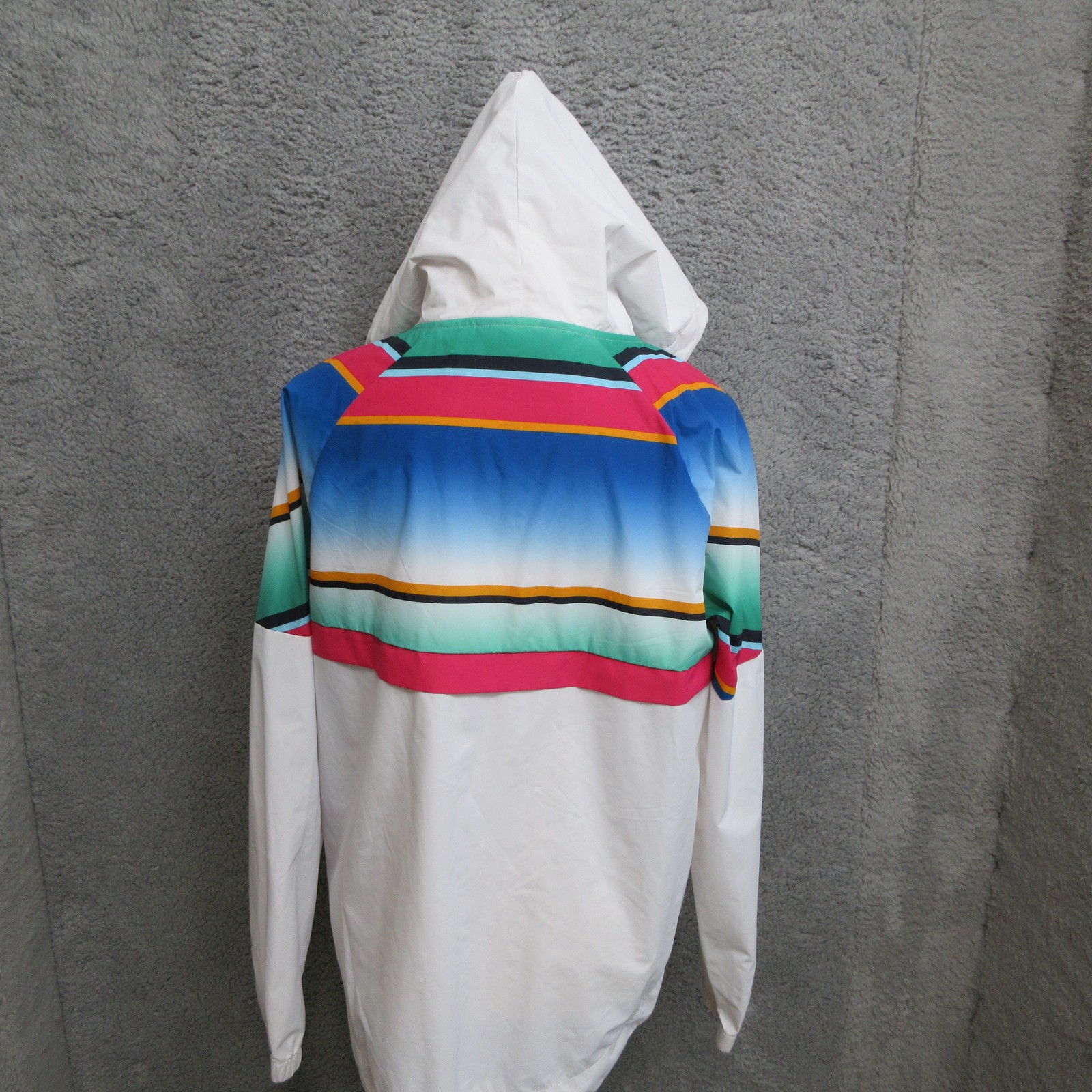 Giacca a vento Fila Sport uomo media bianca multicolore full zip con cappuccio retrò