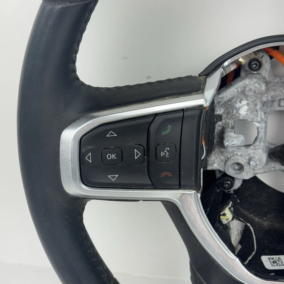 RAM 1500 2019 2020 2021-2025 volante de cuero negro térmico 5YK683X7AH OEM Foto 2 de 4