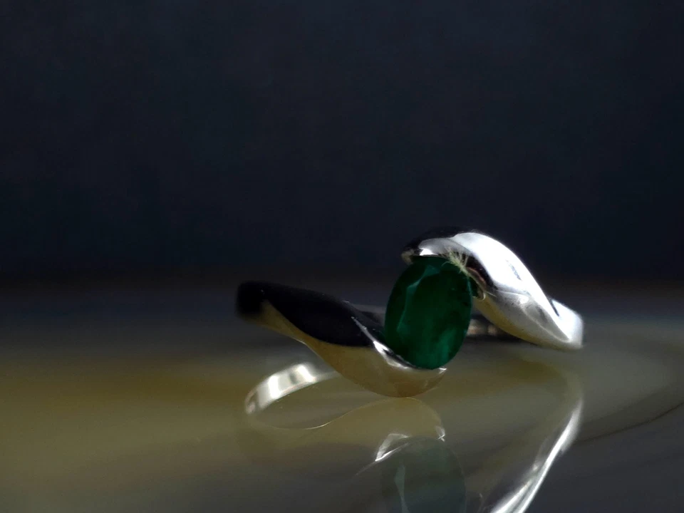 Ring Silber 925 Smaragd grün 20,5 mm geschwungen - modern attraktiv & elegant - Bild 4 von 4