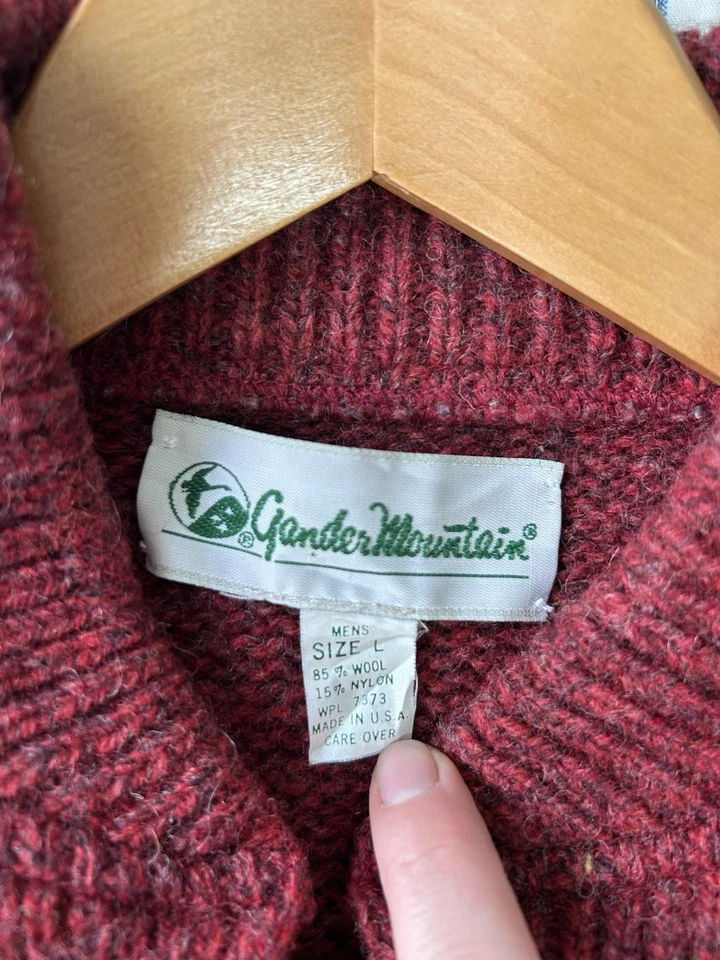 Vintage Men's Gander Mountain Maroon Wool Sweater Size L - Image 4 of 4
