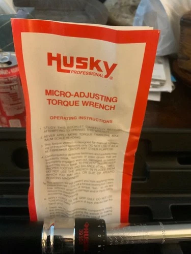 Husky Pro Torque Wrench 39103 Socket Wrench with Case