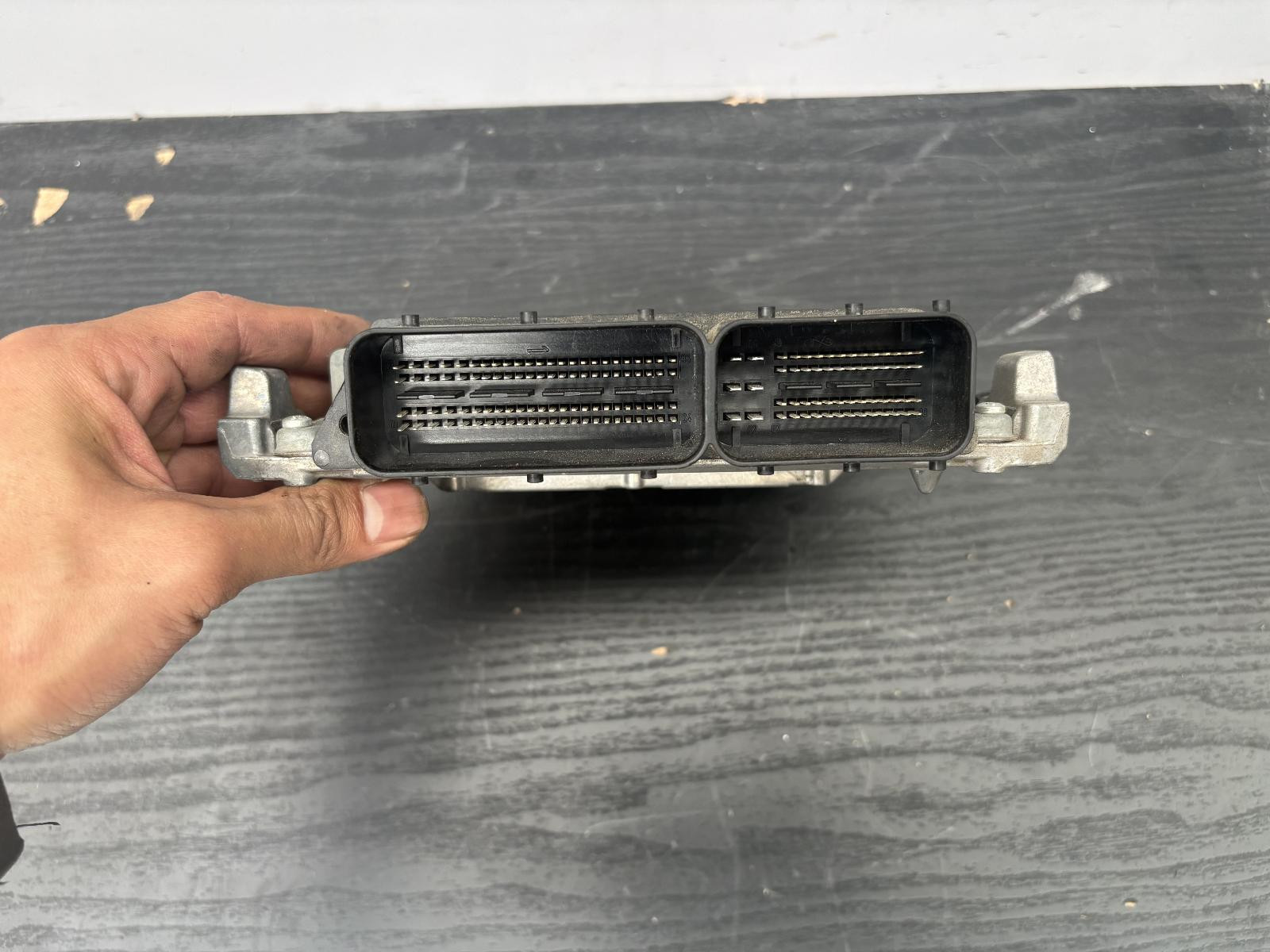 Mercedes A Class Engine ECU W176 09/2012-03/2018 - thumbnail 3