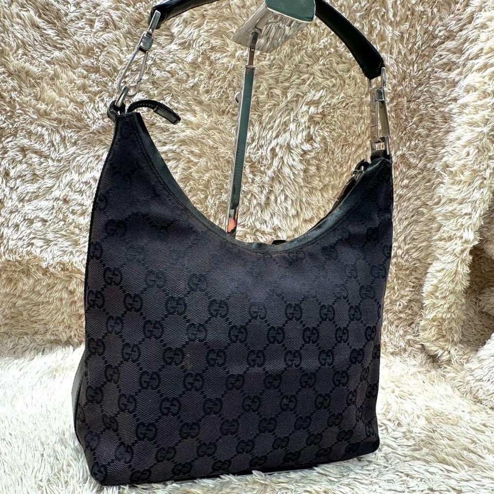 GUCCI GG Pattern Black Canvas Handbag One Shoulder Bag Luxury Designer Excellent