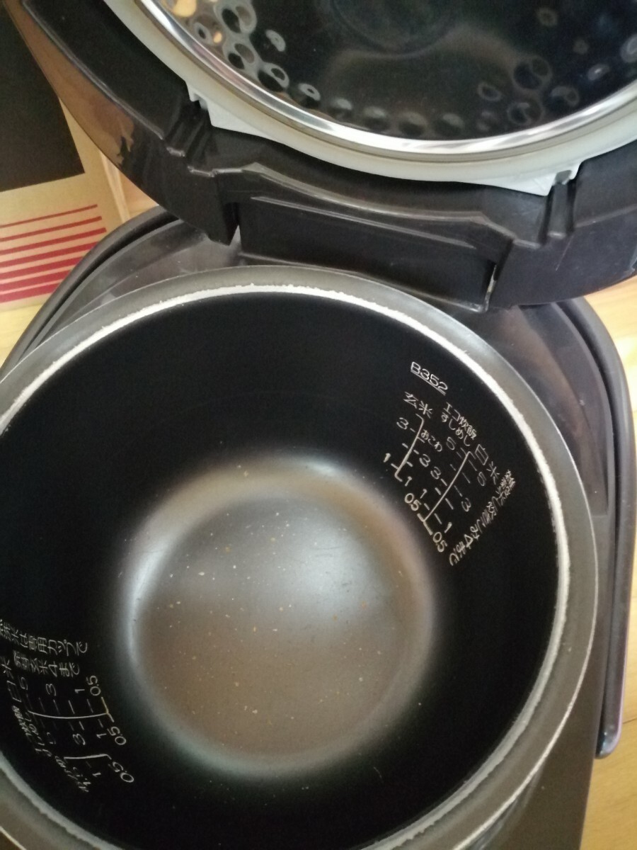 ZOJIRUSHI NP-VC10 IH rice cooker 5.5 cups | eBay