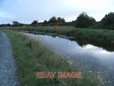 PHOTO  VIEW UP THE ROYAL CANAL AT THE DOWNS CO. WESTMEATH  2009