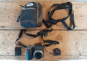 Kodak Easyshare DX6490 4.0 Mega Pixels Digital Camera