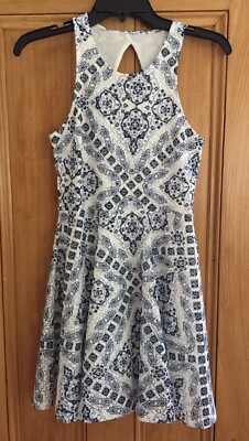 h&m white crochet dress white HM crochet mini dress ls, M