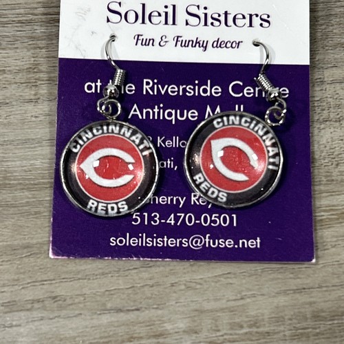 MLB Cincinnati Reds Baseball Team Logo Earrings - Picture 2 of 5
