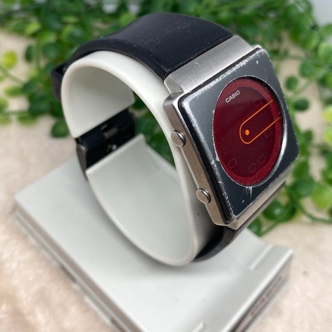 稼働品 CASIO カシオ FUTURIST LA-2001 腕時計 デジタル Vintage Casio Futurist LA-2001 Digital Watch Rare - Etsy