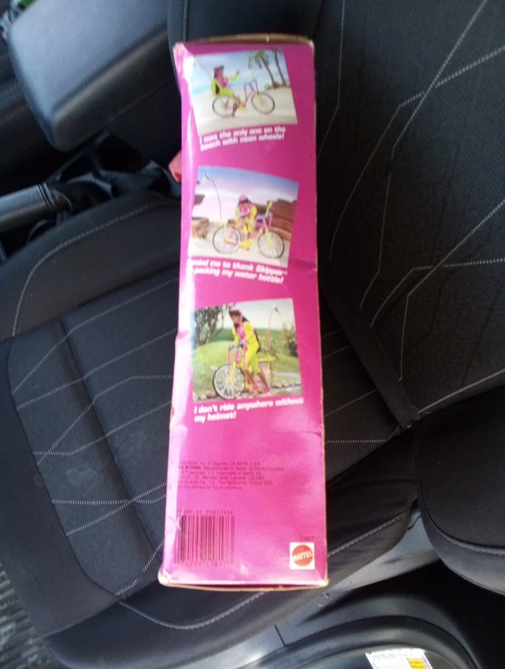 Barbie Mattel Bicyclin', Afroamericana, Pedales Ella misma Muñeca 11817 Foto 2 de 4