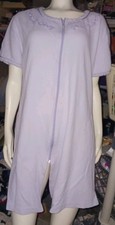 Large Vanity Fair Purple Robe Housecoat Full Zip Short Sleeves Knee Length