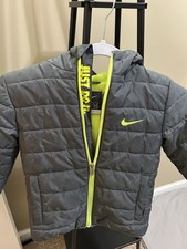 Nike Boys Hooded Puffer Jacket Fleece Lined Gray Green Size 6, 5-6Y, 110-116cm