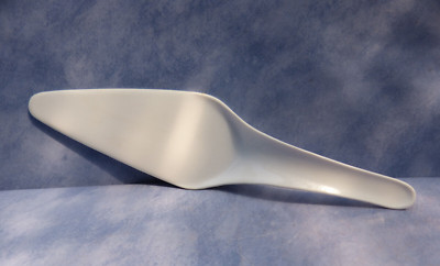 22678.  Tortenheber  weiss Kunststoff  Fackelmann   22,5 cm