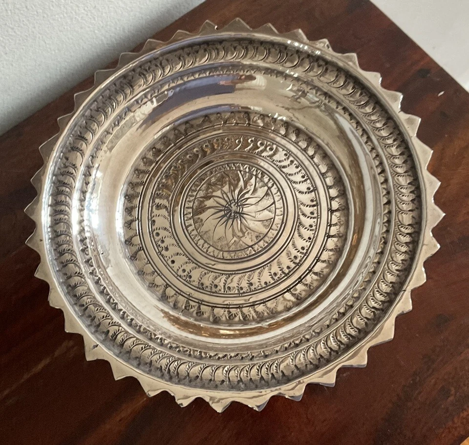 Linda tigela/prato de pedestal de prato de prata - Design marroquino - Imagem 4 de 4