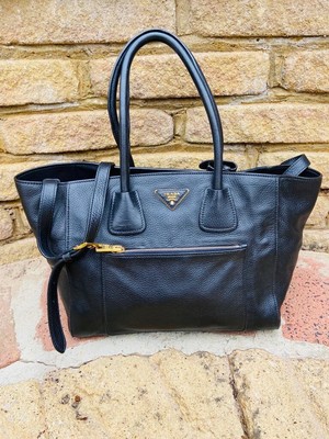 prada vitello daino shopping bag