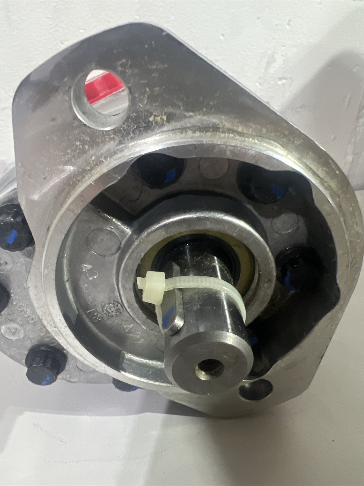 Eaton Hydraulic Aluminum Gear Pump 26013RZC eBay