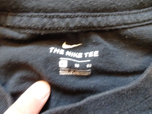 Nike The Nike Tee Boys Black Shirt XL Best In Class Tee Active Outdoor - Picture 3 of 11