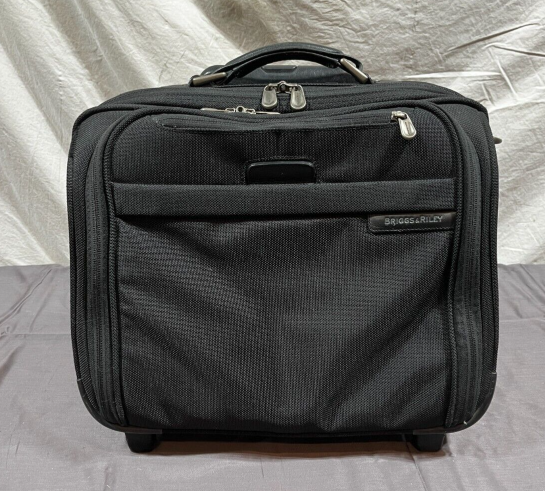 Briggs & Riley @Work BR214 Compact Upright Rolling Computer