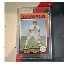 Topps 1975 Mini Robin Yount Rookie Milwaukee Brewers #223 Baseball Trading Card. rookie card picture