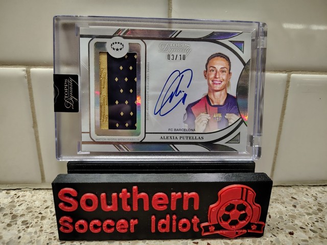 Alexia Putellas 2024-25 Topps Dynasty UCC #APV-AP3 Match-Worn Patch Auto #3/10