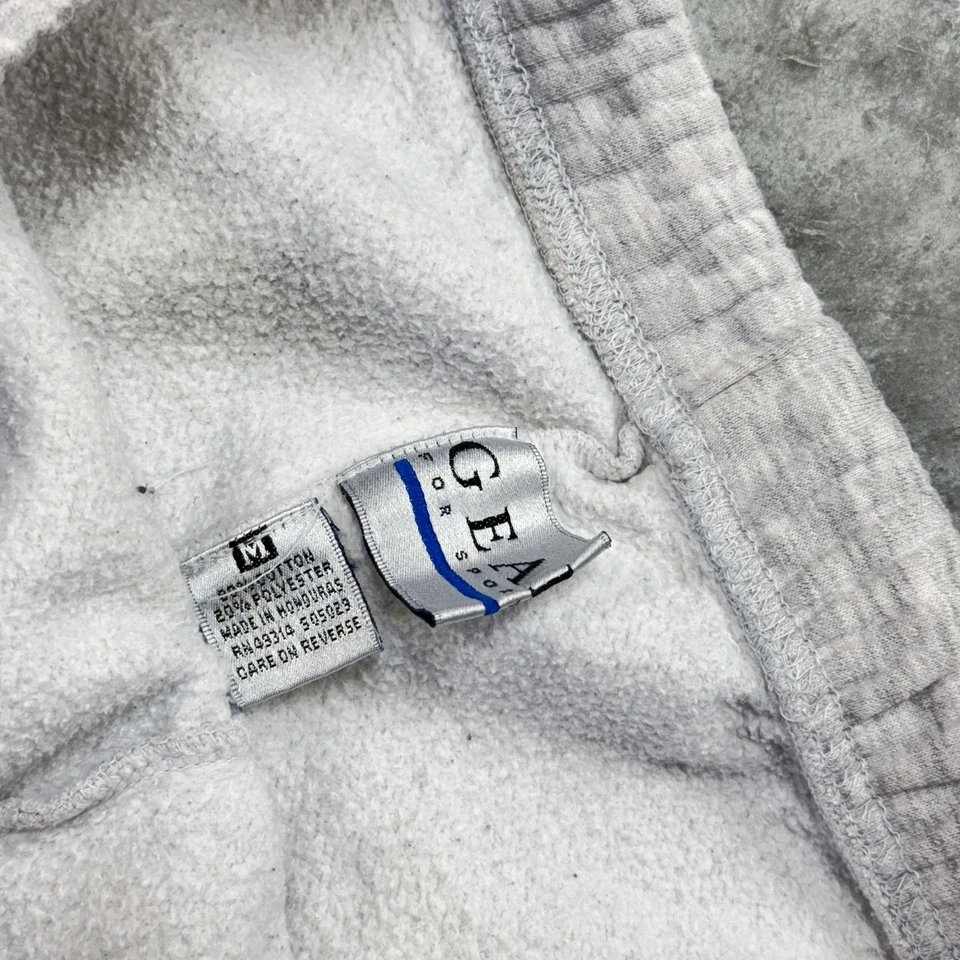 Pantalones cortos deportivos Gear for Sports para hombre gris medio polar cordón escudo de Alemania Foto 4 de 4