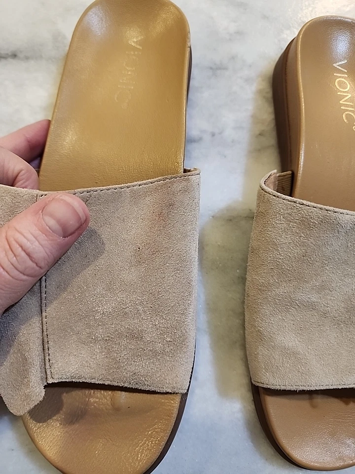 Vionic Roni Black Suede Ruffle Sandal Slide Size 10 - Image 3 of 4