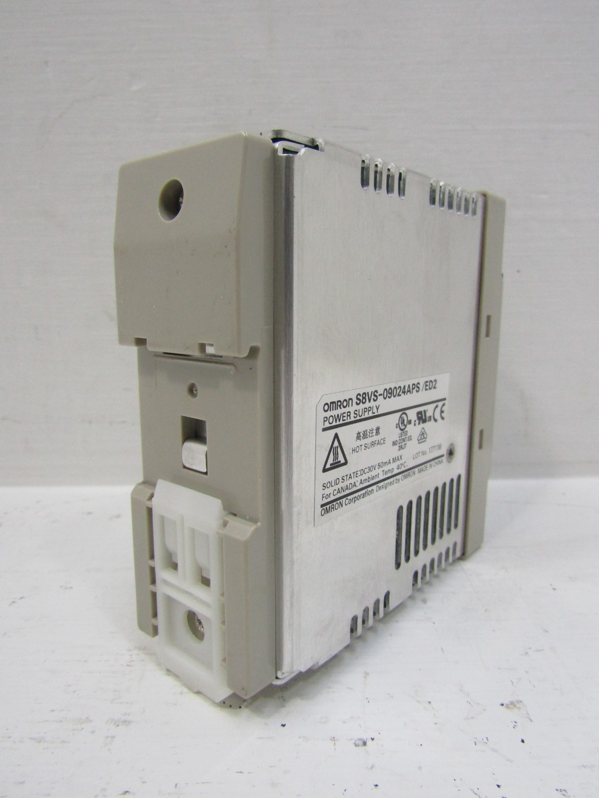 OMRON S8VS-09024APS Power Supply Unit Module 24V-DC 3.75A 100-240VAC 2.3A