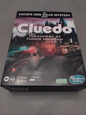 Cluedo Board Game Treachery at TUDOR Mansion Escape & Solve Hasbro Brand New 