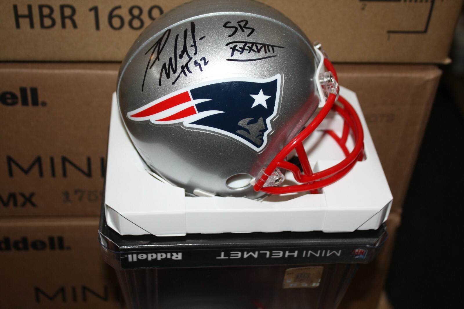NEW ENGLAND PATRIOTS TED WASHINGTON #92 SIGNED PATRIOTS RIDDELL MINI HELMET 