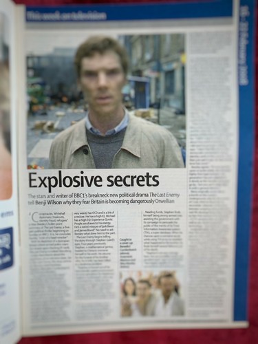 MAX BEESLEY rare UK magazine from 2008 Benedict Cumberbatch - Picture 2 of 2