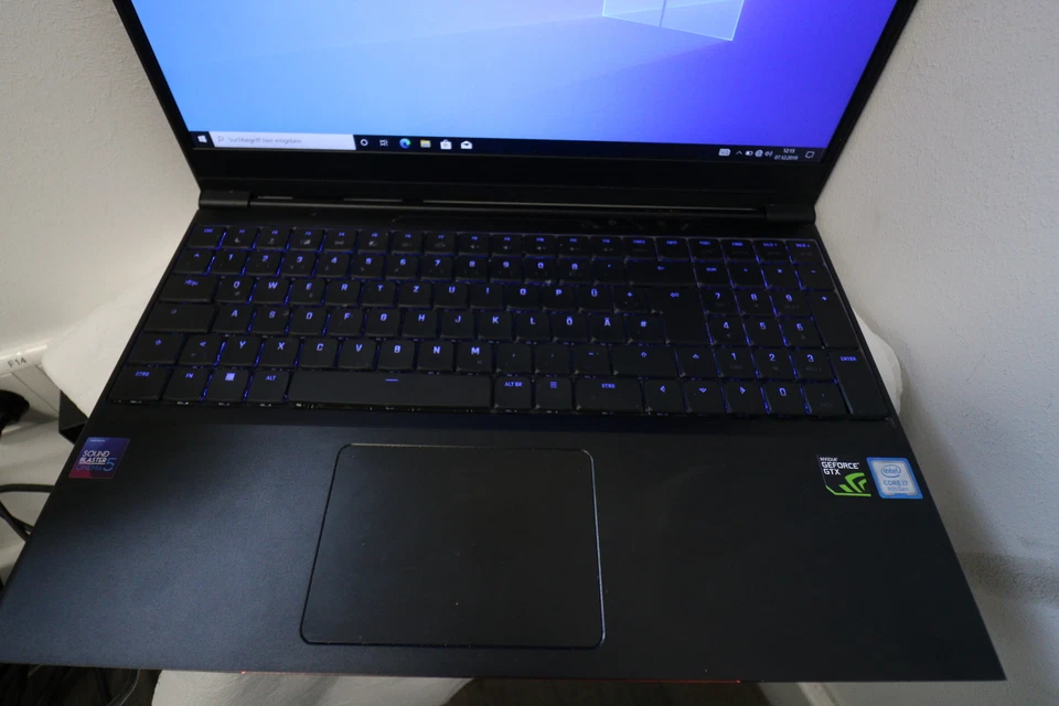 XMG NEO 15 geforce gtx / i7 / 16GB / 256GB / 1TB Gaming Notebook vom Händler - Bild 2 von 4