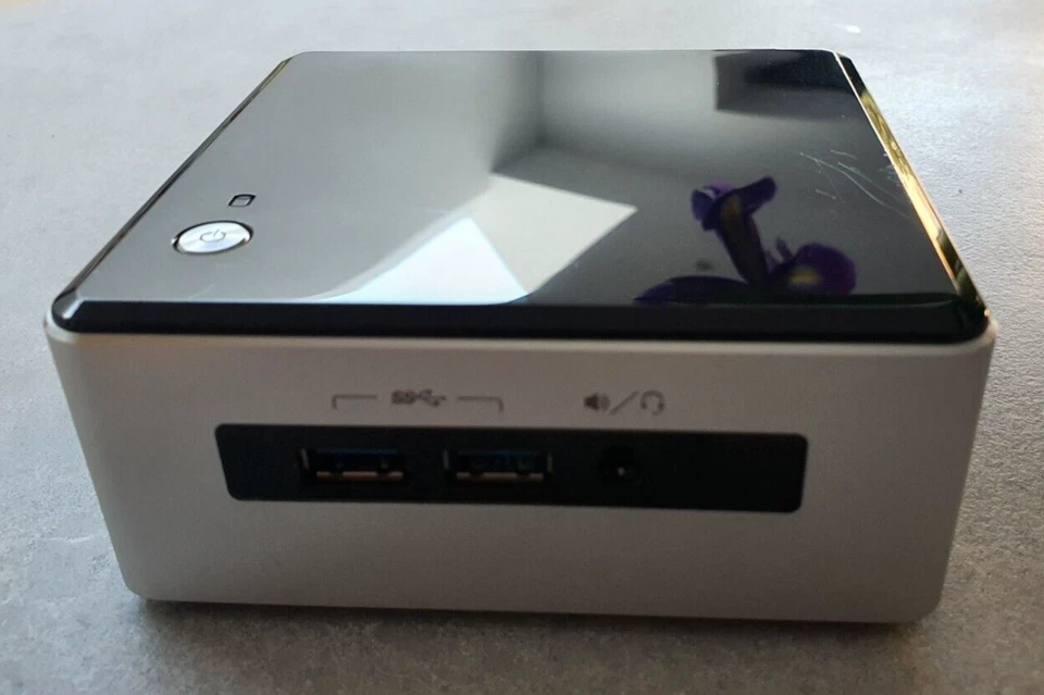 Intel NUC Mini PC NUC5i3MYHE i3 5010U 2.1GHz 16GB 500GB SSD w/adapter win 10 - Image 3 of 3